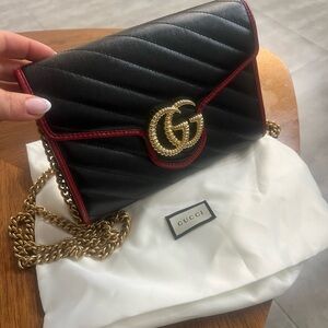 Gucci gg wallet chain bag